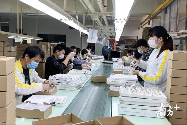 南方观察｜东莞制造，这个春节不打烊