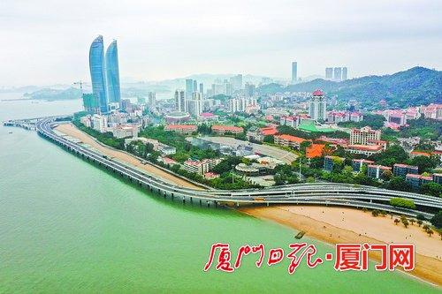 教育均衡全国领先、率先推出“多校划片”……同一起跑线 厦门这位“模范生”为啥跑得快？