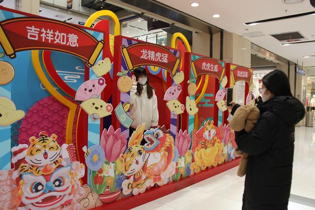 36小时不打烊 点亮梨城“夜经济”