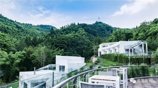 为一张床奔赴山海，2022“最值得睡”的宿集就在彭州龙门山