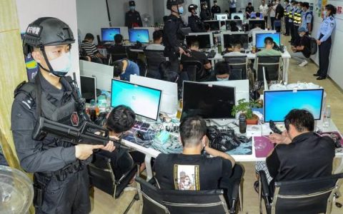 《如何使用生存突击金手指获得游戏中最佳结果》