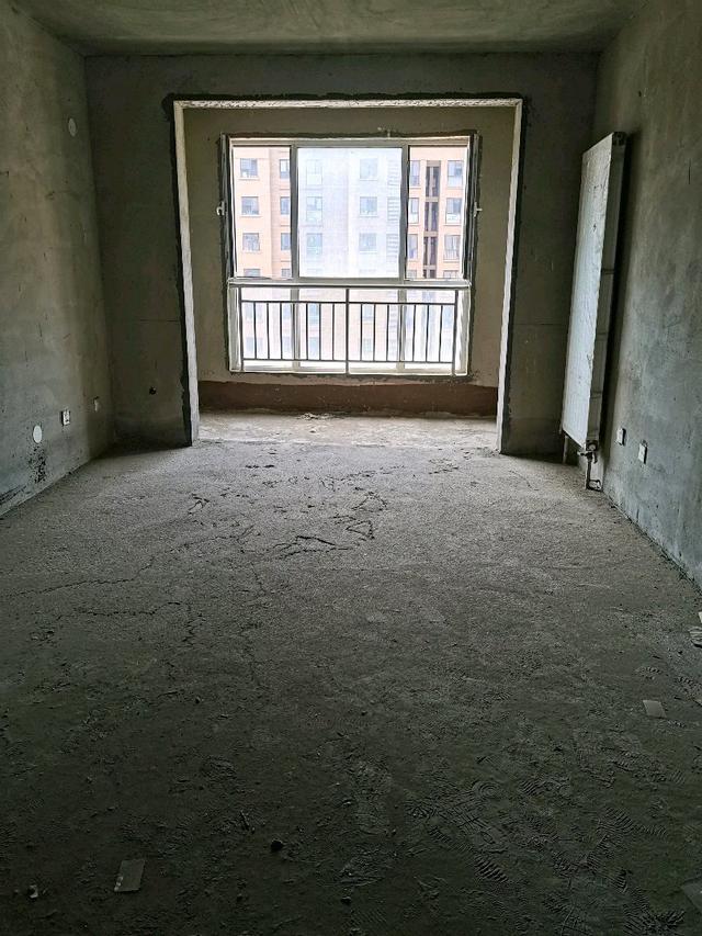 临沭县爱琴海三居室，已自降8万，降价通知
