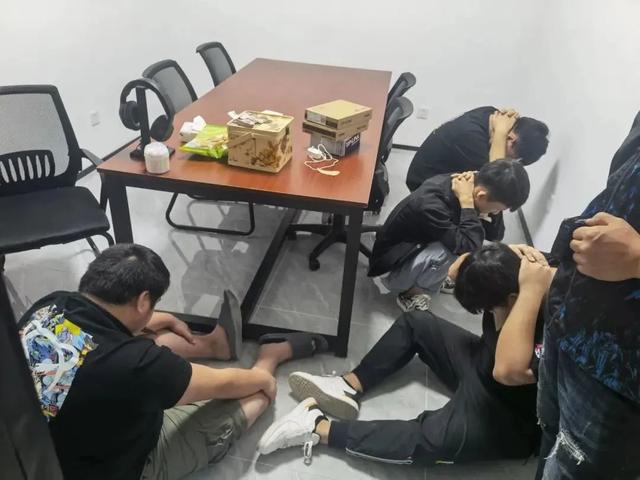 抓！这个黑客团伙，“**网课”421万多次