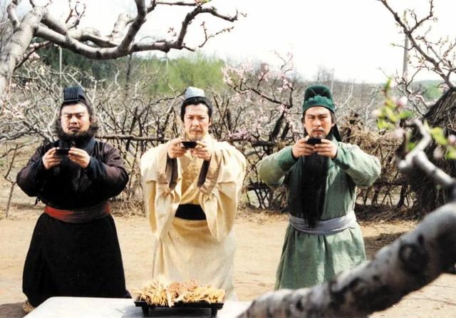 祭牲是一种古老的仪式，而我们忘记了它的暴力起源
