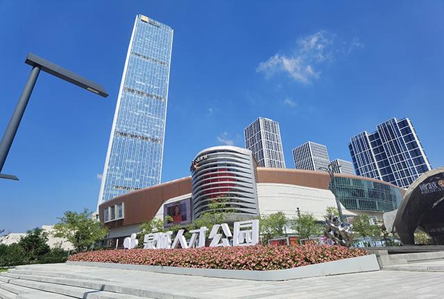 楼下建了新公园 服务有了新模式