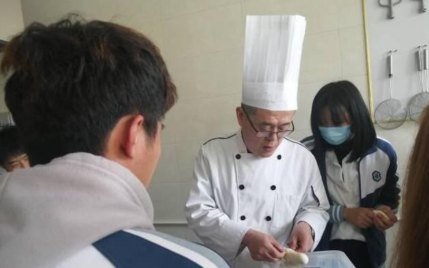 高端智库看山东 | 威海职业学院酒店学院：学院建在酒店里！探索课岗一体育人模式