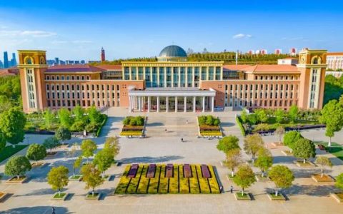 云南 大学(云南大学研究生分数线)