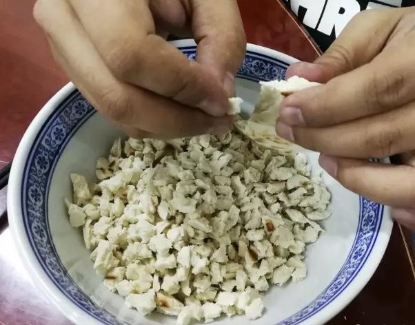 来西安别再说回民街没有美食！去对这些地方才能吃到地道西安美食