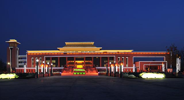 美翻了！大学之大，在大师，也在图书馆。河南高校图书馆大比拼