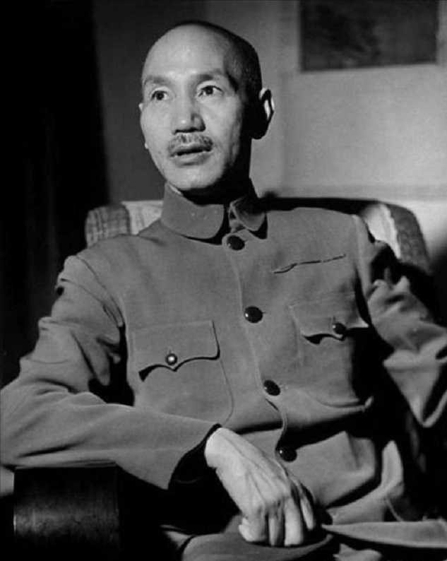 从蒋家太子到情报头子，蒋经国如何斗法毛人凤，掌控国民党大权？