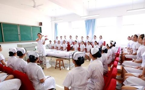 初中毕业能上的学校(初中毕业能上的中医学校)