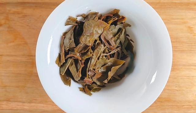 新特沱新配方？下关2023特级沱茶评测，布朗易武能否给特沱加持？