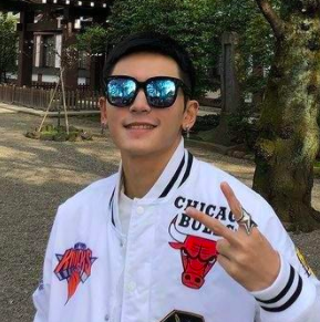 张哲瀚被全网封杀，这些明星也接连翻车，都是自作自受