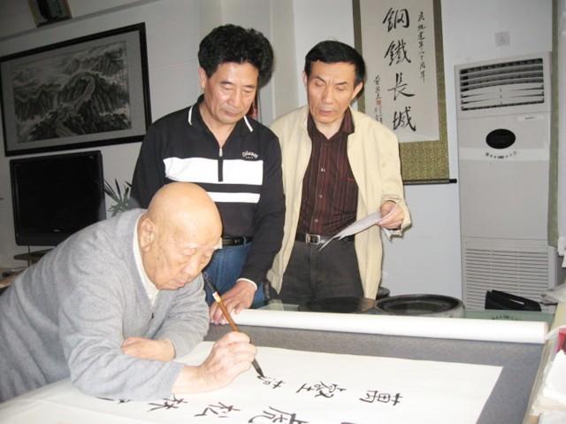 2012年，102岁曾思玉将军病逝大连：四大习惯，乐活百年