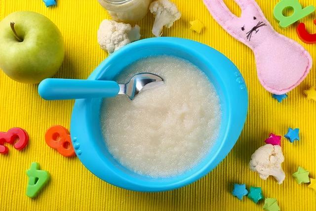 自制米粉更健康？米粉奶粉混合泡营养高？米粉添加指南宝妈快拿走