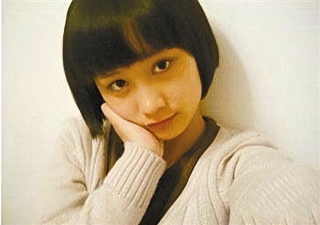 16岁少女周岩，因拒绝官二代追求被泼汽油，全身28%的烧伤